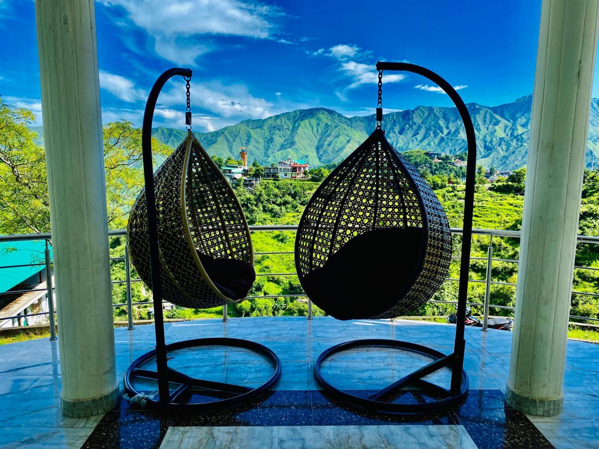 Sitara Hotel & Resort In The Lap Of Nature, Mussoorie Bagian luar foto